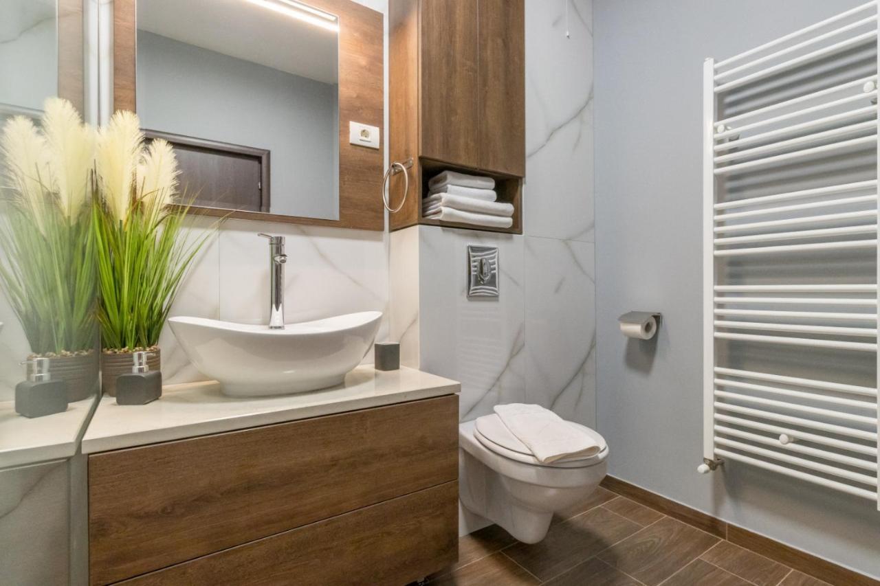 Modern Downtown Apartment Cluj-Napoca Luaran gambar